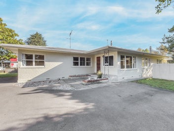 8 Clifford Road, Wakefield
