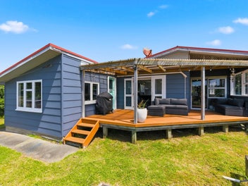 628 Waitarere Beach Road, Waitarere Beach, Levin