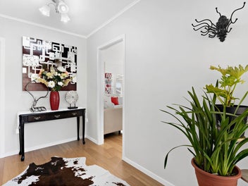 1/378 Glenfield Road, Glenfield, Auckland