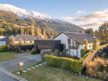 15 Edna Lane, Lake Hāwea