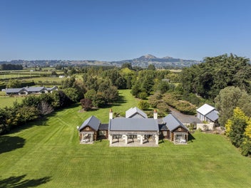 12 Tirohanga Road, North Taieri, Mosgiel
