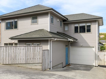4A Erlestoke Crescent, Churton Park, Wellington