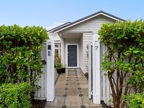 7 Joll Street, Karori, Wellington