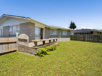 11 Warkworth Grove, Bell Block, New Plymouth