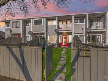 3/6 Keys Street, Elderslea, Upper Hutt