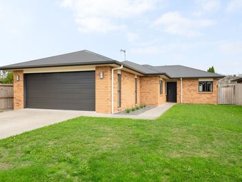 11 Shrule Place, Huntington, Hamilton