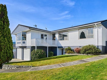 8 Balliol Drive, Tawa, Wellington