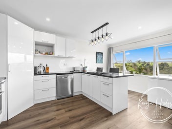103 Hurndall Street East, Maungaturoto