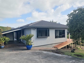 1/7 Waterford Way, Beachlands, Auckland
