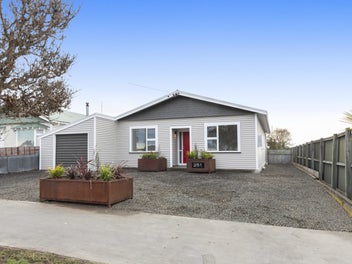 251 Breezes Road, Aranui, Christchurch