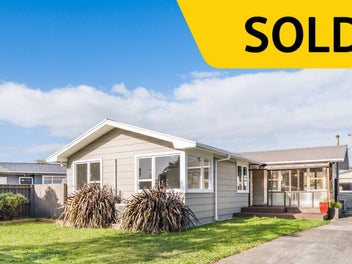 20 Rhodes Drive, Kelvin Grove, Palmerston North