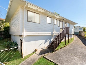 25 Loughanure Place, Massey, Auckland