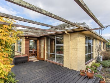244 Lake Terrace Road, Shirley, Christchurch