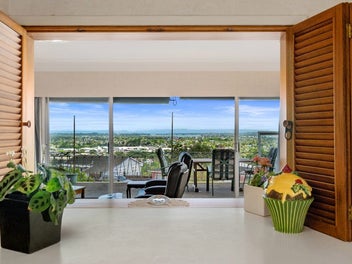 7 Gibbs Crescent, Red Hill, Papakura