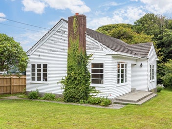 67 Delhi Crescent, Khandallah, Wellington