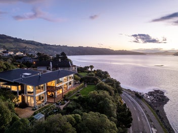 8 Mission Cove, Company Bay, Dunedin