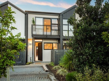 31 Treloar Crescent, Hobsonville, Auckland