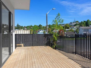 11C Glenfinn Place, Massey, Auckland