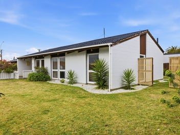 3 Raekura Place, Redcliffs, Christchurch