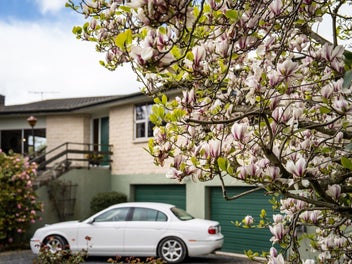 101 Main Road, Clinton, Clinton