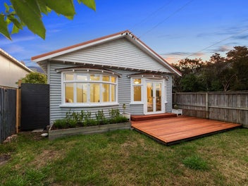 1/166 MAIN ROAD, Redcliffs, Christchurch