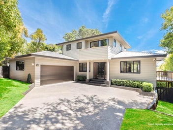 2/458 Beach Road, Murrays Bay, Auckland