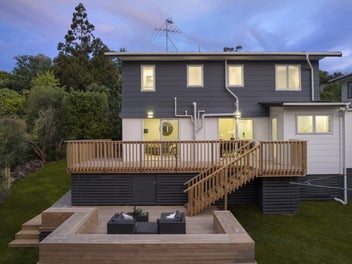 2/7 Louise Place, Browns Bay, Auckland