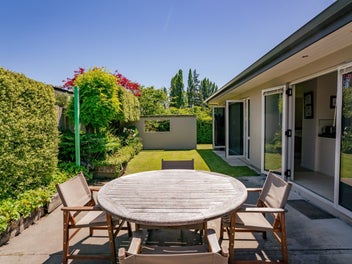 12 Jessies Crescent, Wanaka