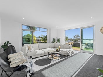 5 Piper Way, Glen Avon, New Plymouth