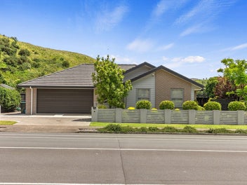 276 Lakes Boulevard, Pyes Pa, Tauranga