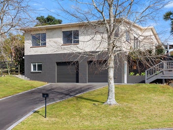 9 Cabot Place, Frankleigh Park, New Plymouth
