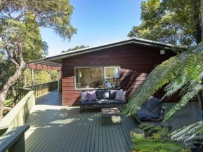 15 Miha Road, Titirangi, Auckland