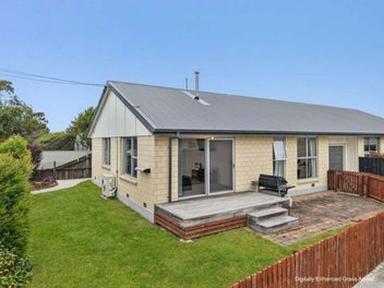 1/459 Bower Avenue, Parklands, Christchurch