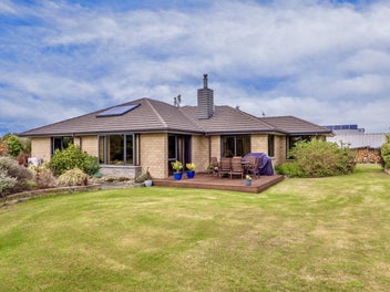 127 Wards Road, Christchurch