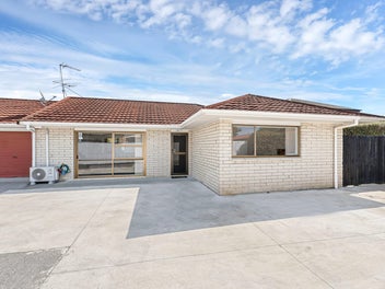 1/27A Scott Road, Papakura, Papakura