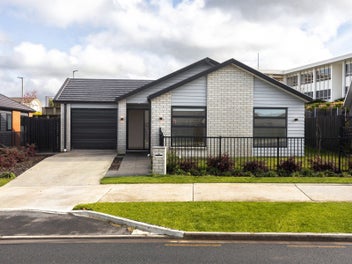 11 Temepara Drive, Temple View, Hamilton