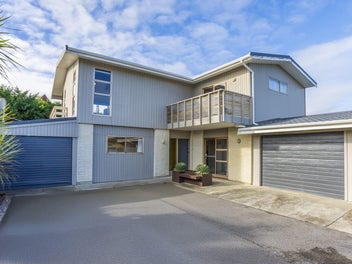 2/10 Watson Drive, Paraparaumu Beach, Paraparaumu