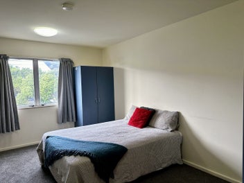 10/4 Sussex Street, Mount Cook, Wellington