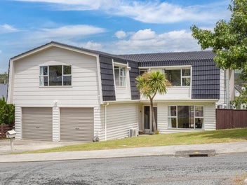 9 Cannon Lane, Whitby, Porirua