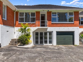 3/16 Dorchester Street, Meadowbank, Auckland