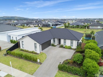 25 Stevenson Drive, Papamoa