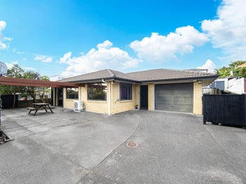27A Exminster Street, Blockhouse Bay, Auckland