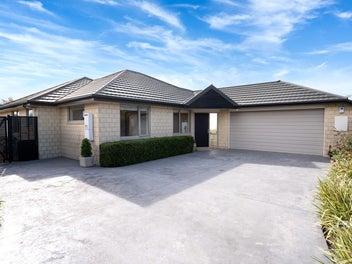 4 Village Lane, Halswell, Christchurch