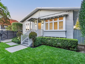 1A Chester Avenue, Westmere, Auckland