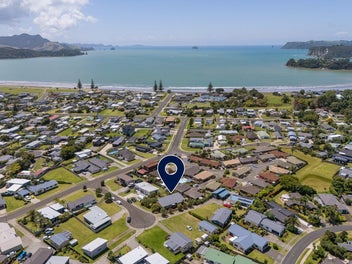 5 Rena Place, Whitianga, Whitianga