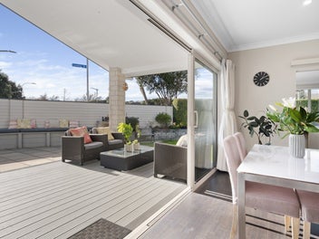 1 Landing Drive, Pyes Pa, Tauranga