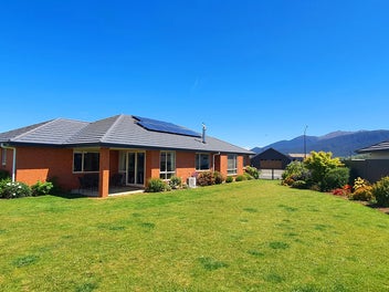 36 Takitimu Avenue, Te Anau, Te Anau