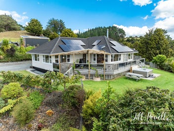 2568B Paparoa-Oakleigh Road, Paparoa