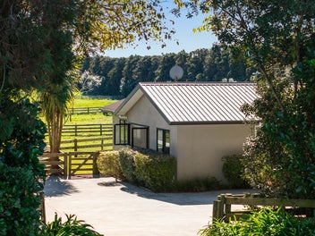 83 Waipipi Wharf Road, Pollok, Pollok