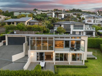 132 Glenstrae Road, Redcliffs, Christchurch